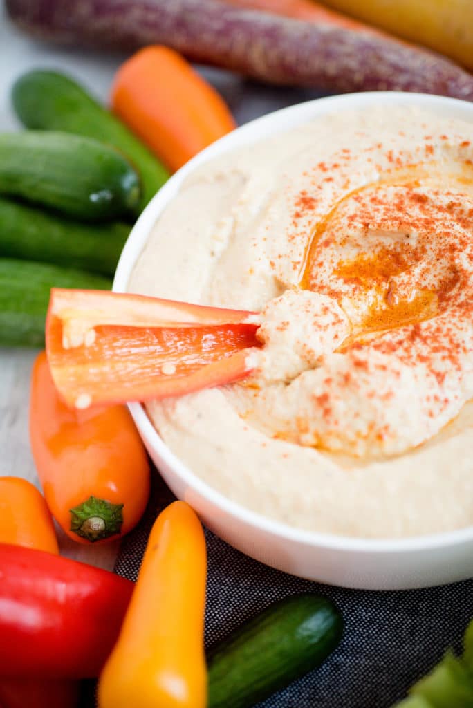 Easy Homemade Hummus - Sweetly Splendid