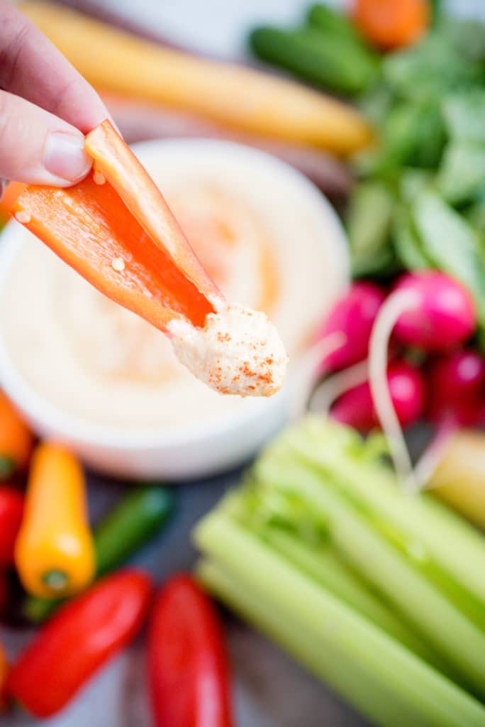 Easy Homemade Hummus - Sweetly Splendid