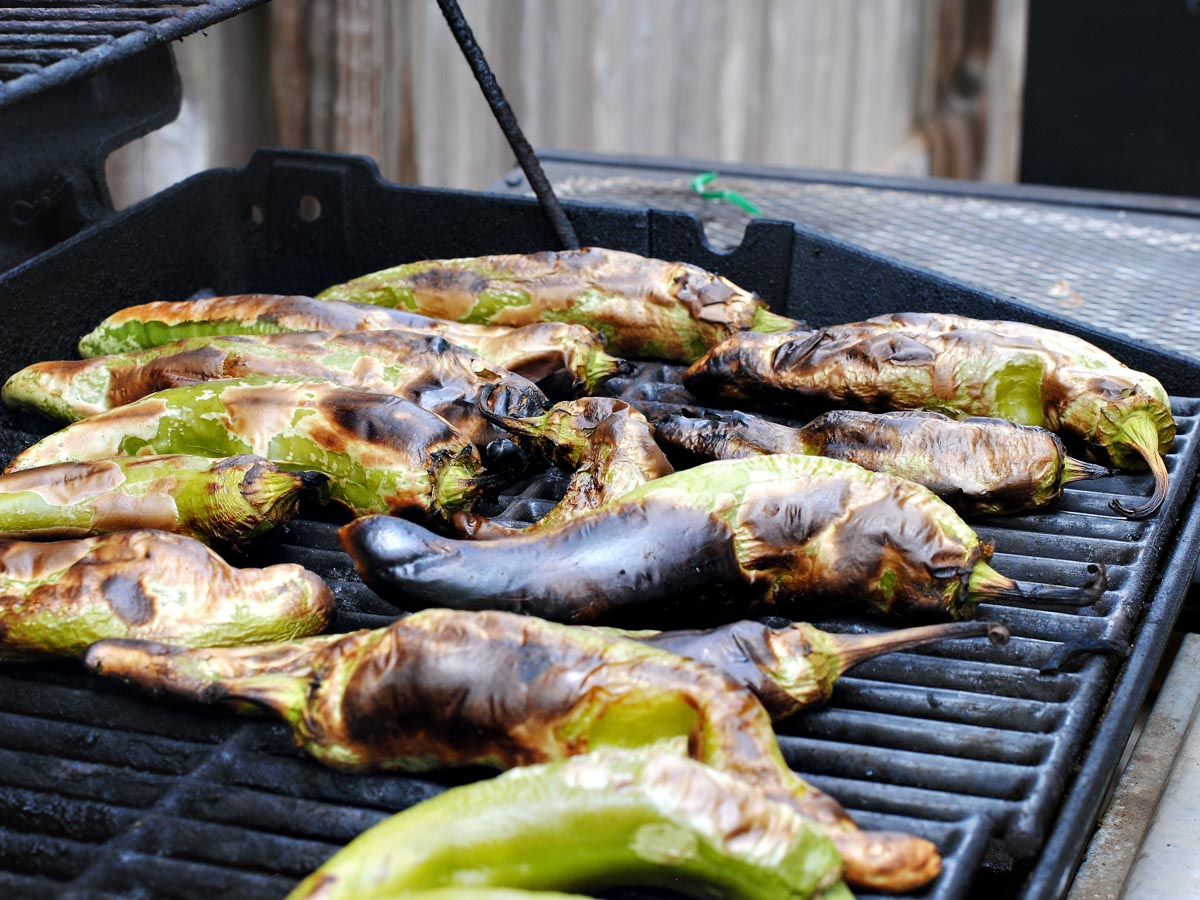 roasted green chiles on grill grates