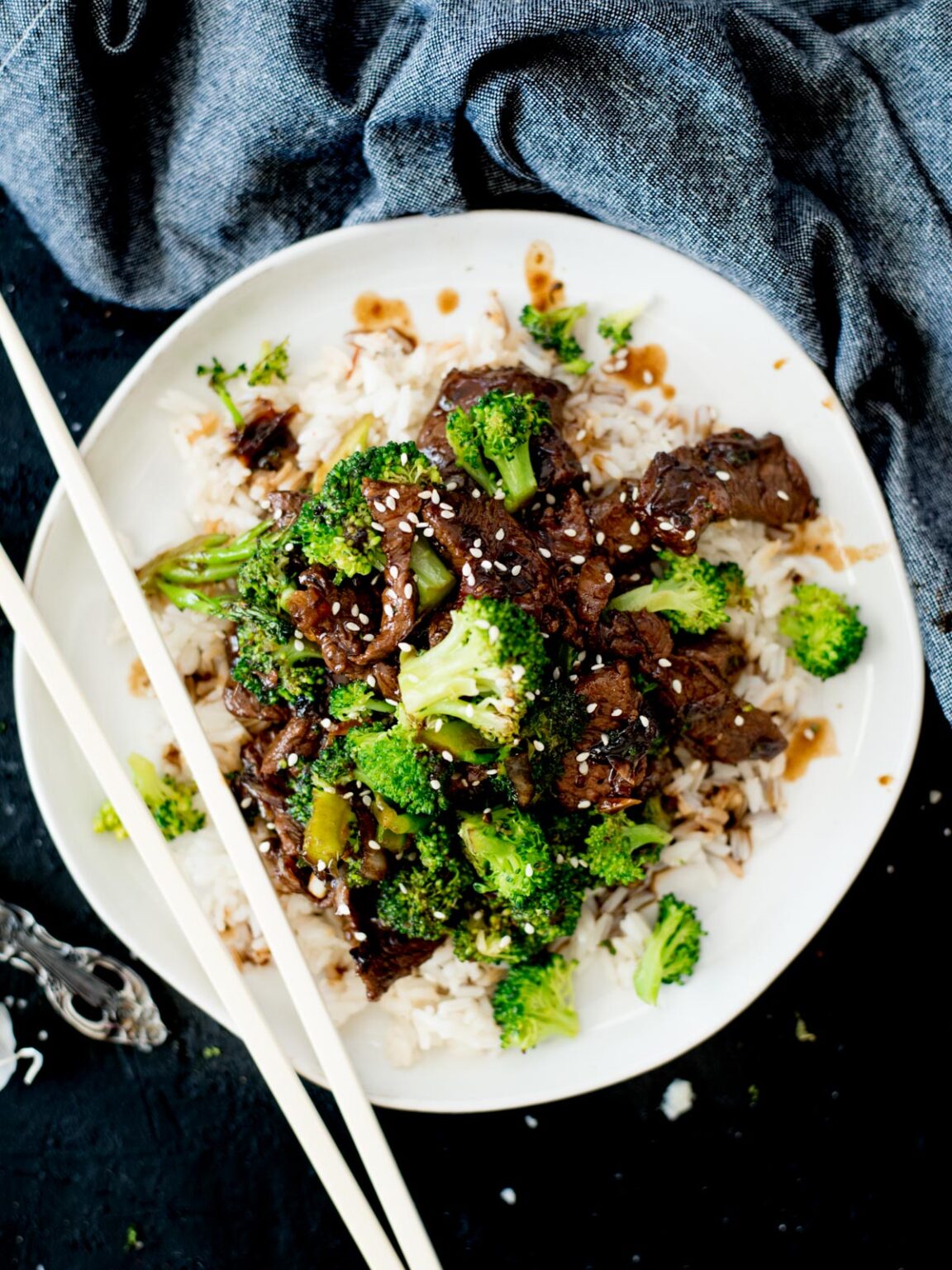 One-Pot Chinese Beef and Broccoli Recipe - Sweetly Splendid