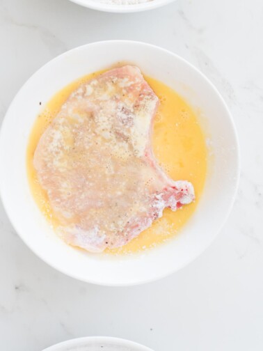 Crispy Fried Pork Chops And Gravy Recipe - Sweetly Splendid