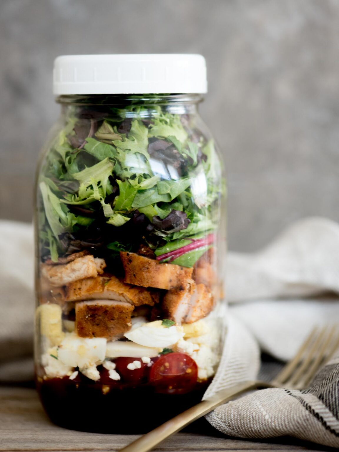 Cobb Style Mason Jar Salad - Sweetly Splendid