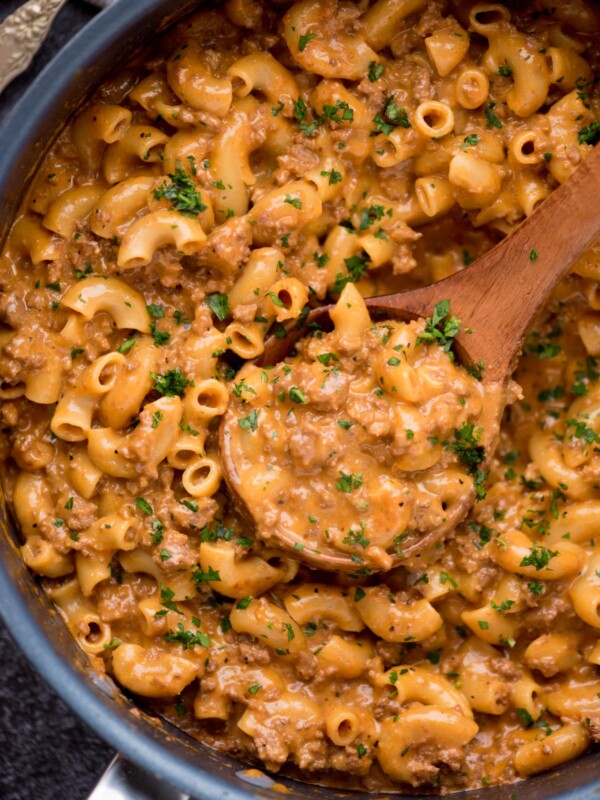 Homemade Cheeseburger Macaroni - Sweetly Splendid