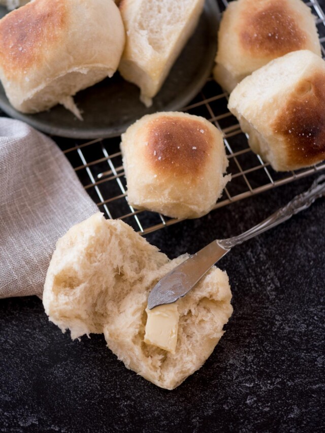 Easy Yeast Rolls for Beginners Sweetly Splendid