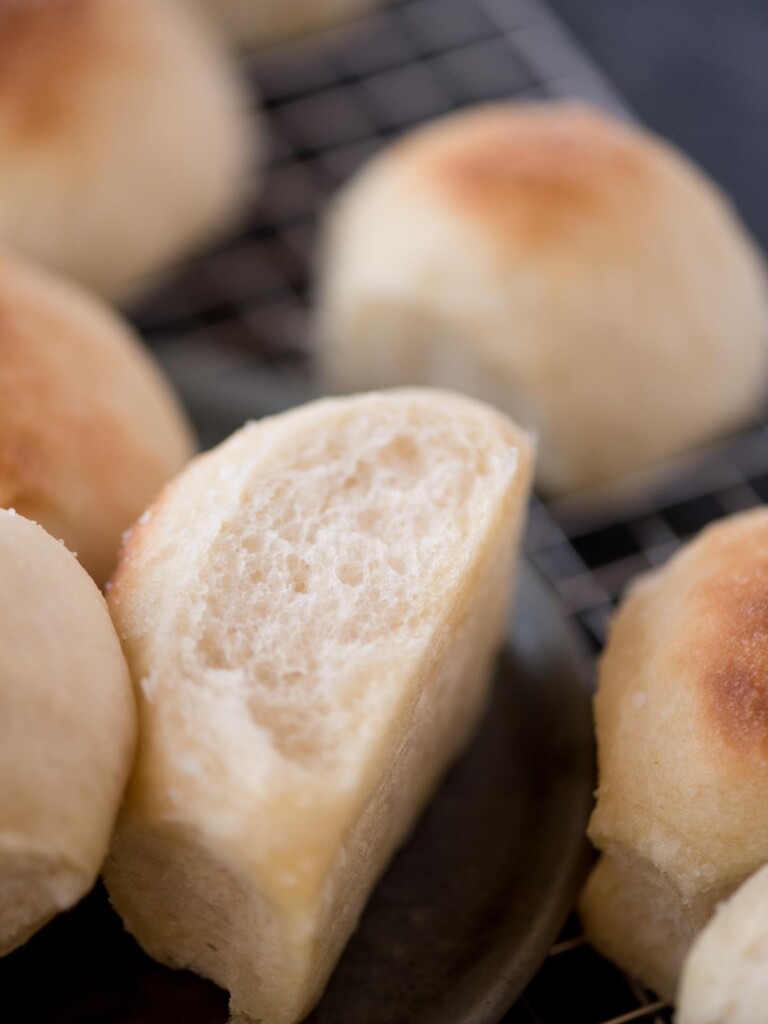 Old Fashioned Yeast Rolls Recipe (with video!) - Sweetly Splendid