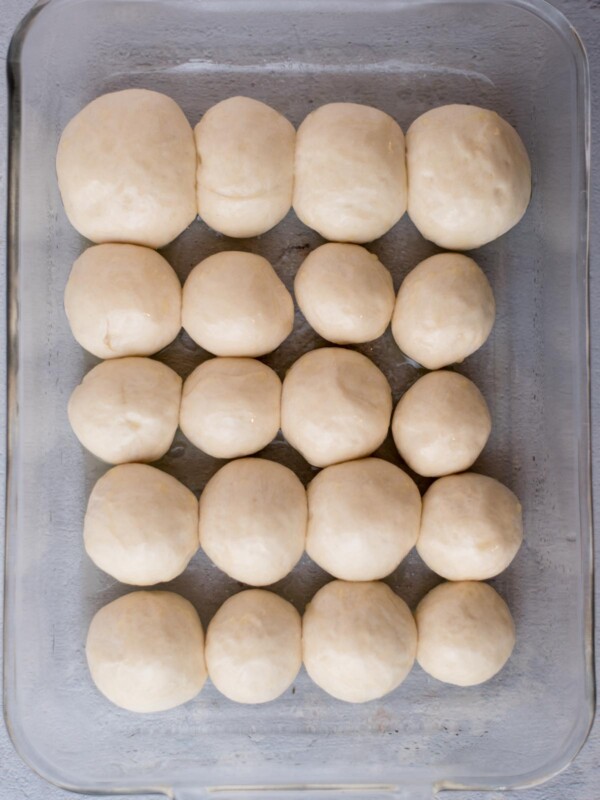 Old Fashioned Yeast Rolls Recipe With Video Sweetly Splendid   Easy Yeast Rolls 6 600x800 