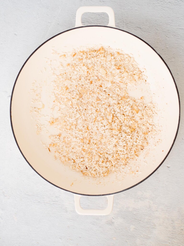 Easy Spanish Rice Restaurant Style Sweetly Splendid easy-spanish-rice-restaurant-style-sweetly-splendid
